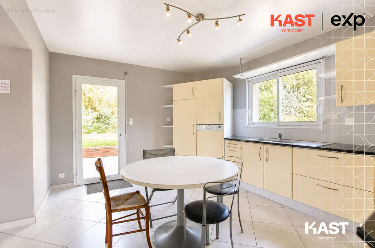 Maison 157 m² à Domagne  - photo 8