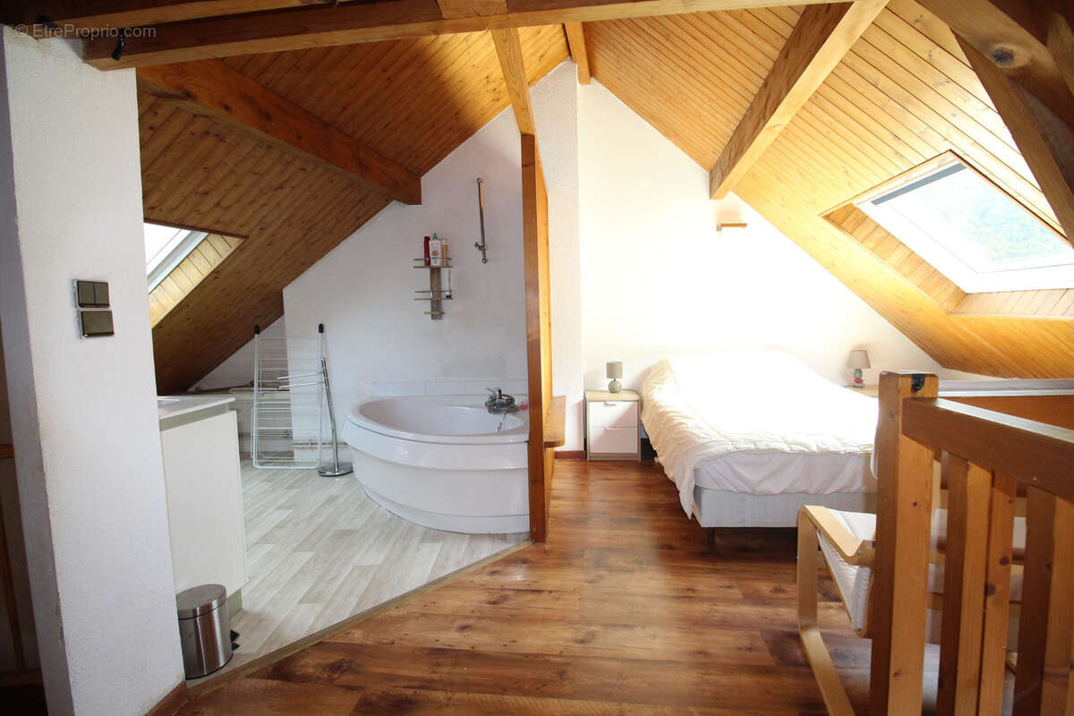 Appartement à BAGNERES-DE-LUCHON