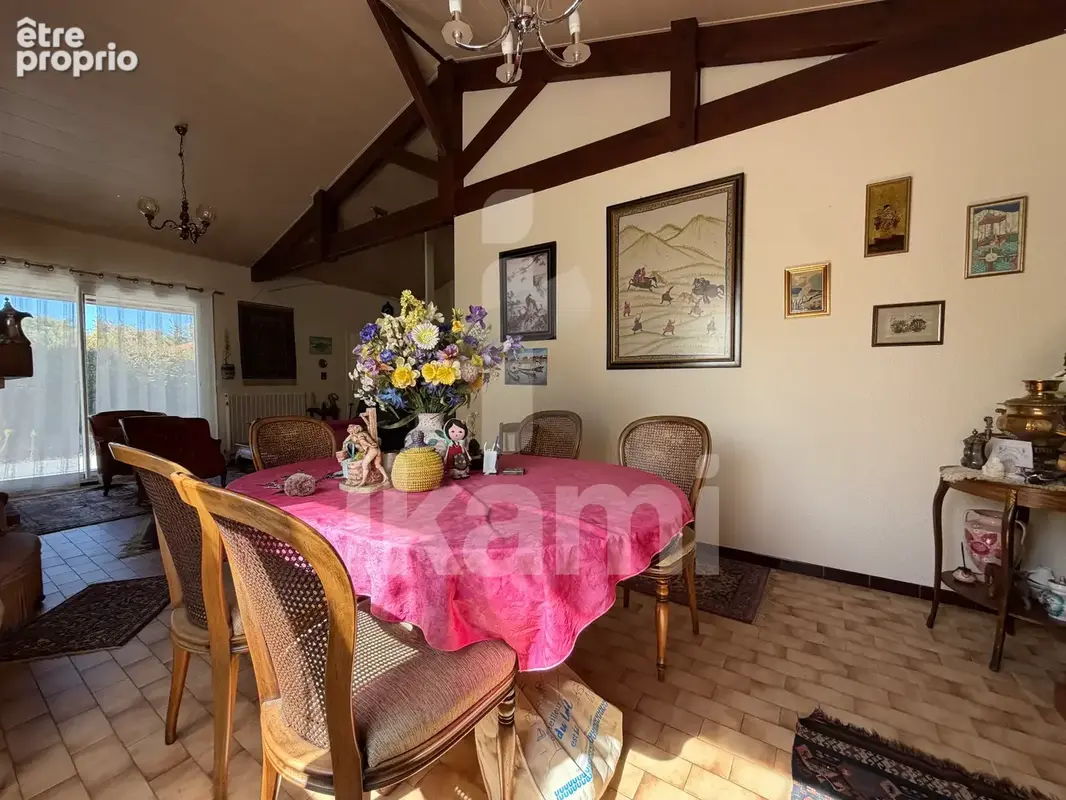 Maison familiale aux beaux volumes et beau potentiel - photo 4