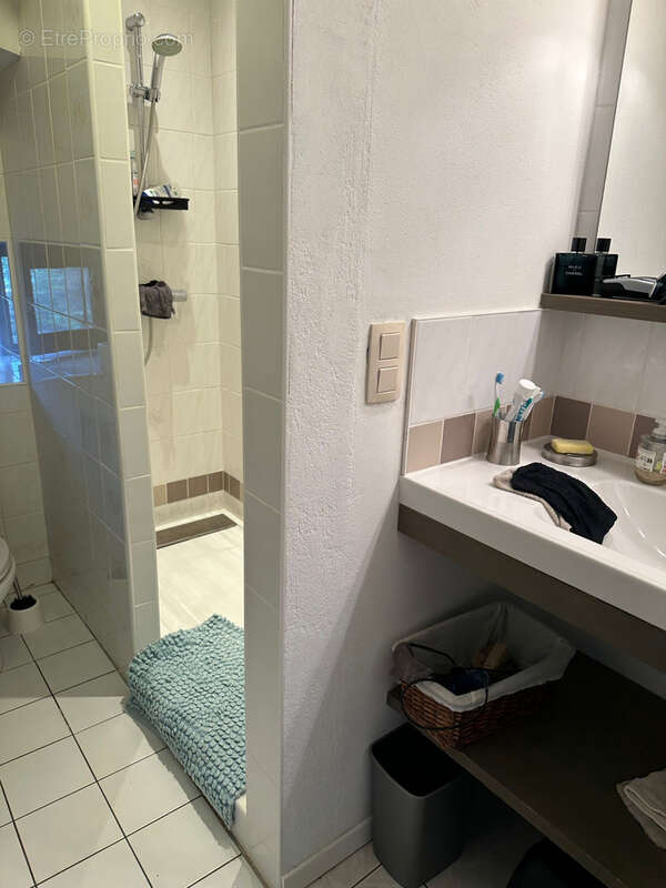 Maison à HENANBIHEN