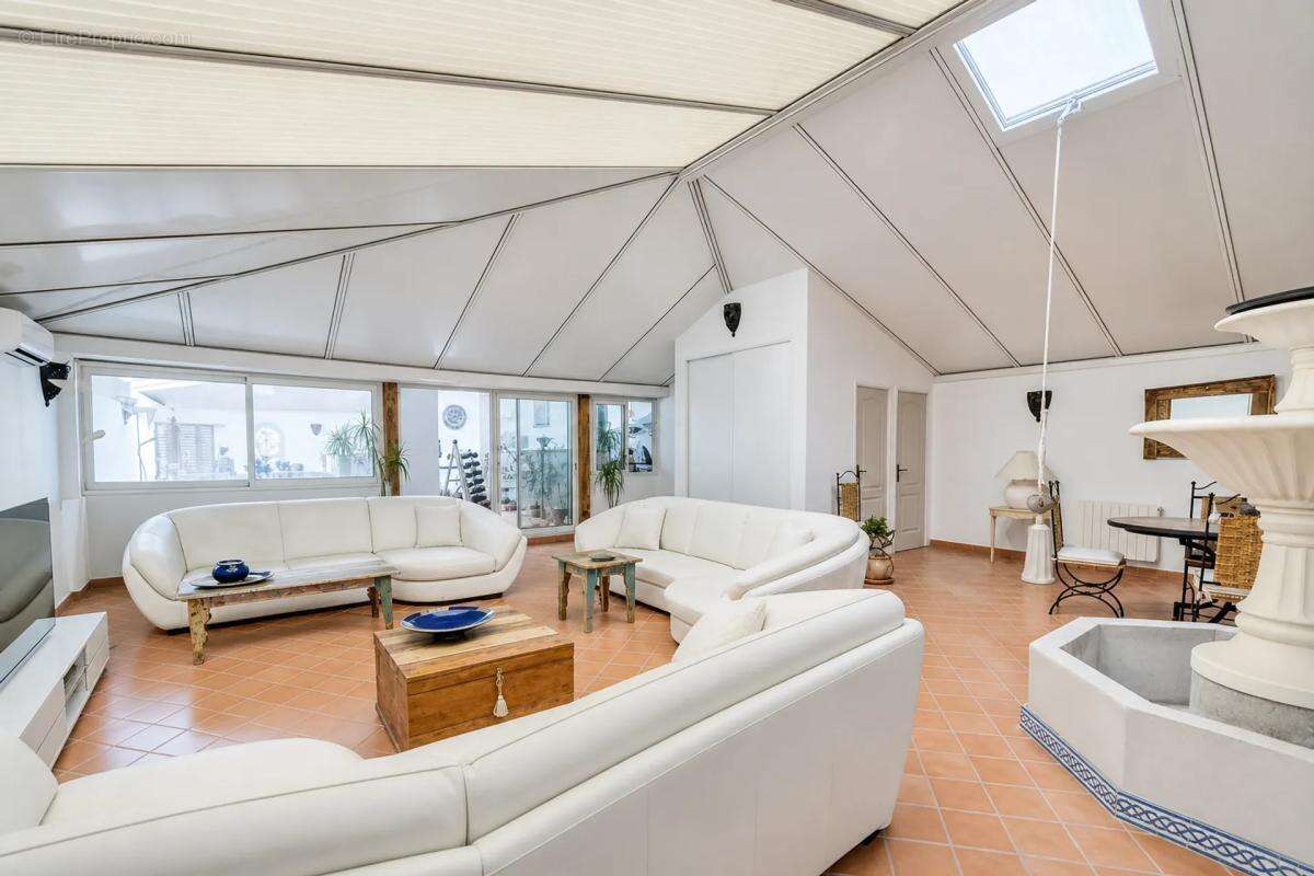 Maison d'exception de 307 m² avec piscine - photo 18