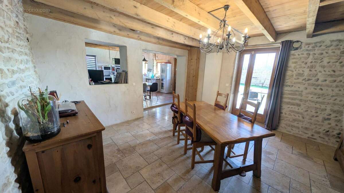 Photo 5 - Maison à BOURG-EN-BRESSE