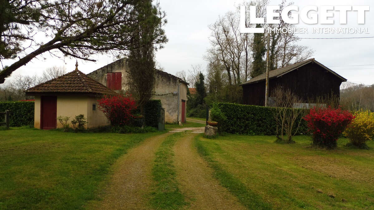 Maison à CASTELMORON-SUR-LOT