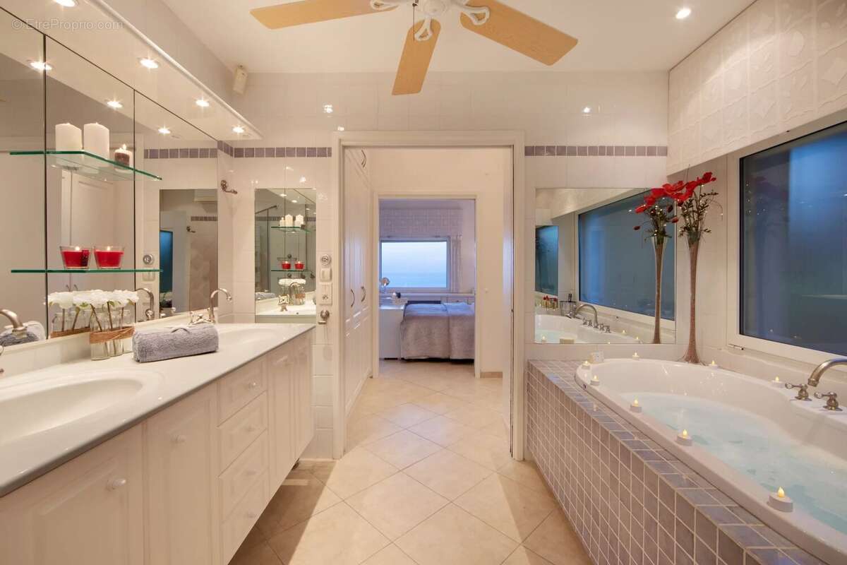 Maison à SAINT-RAPHAEL