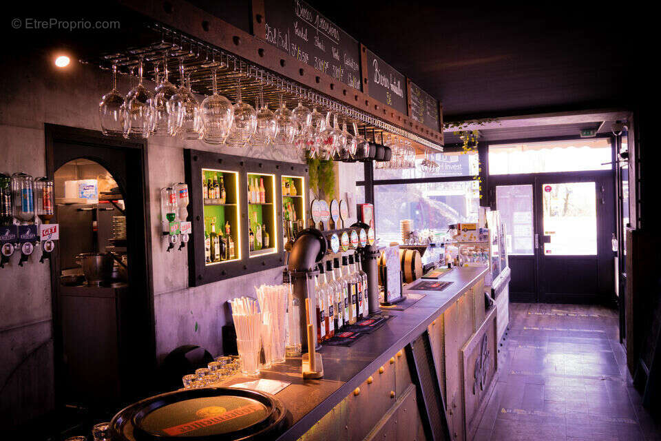 Commerce à LA RAVOIRE