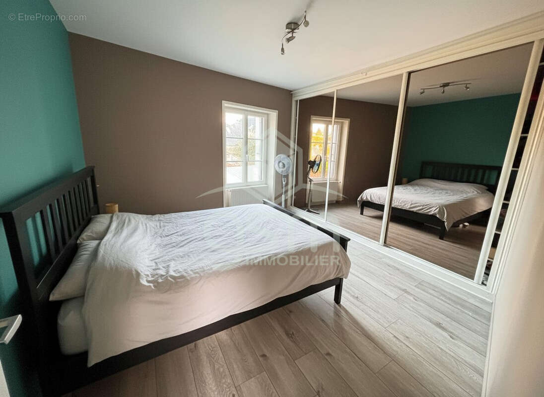 Maison à SAINTE-MAURE-DE-TOURAINE