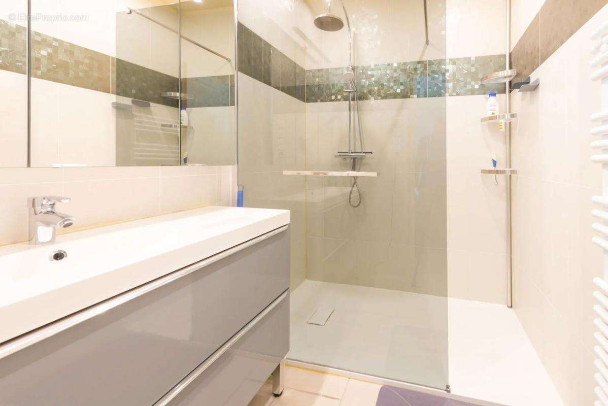 Maison de 8 pièces de 180 m² à Jambville - photo 18