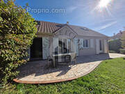 Maison à MONTEVRAIN