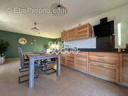 Appartement à LAGNES