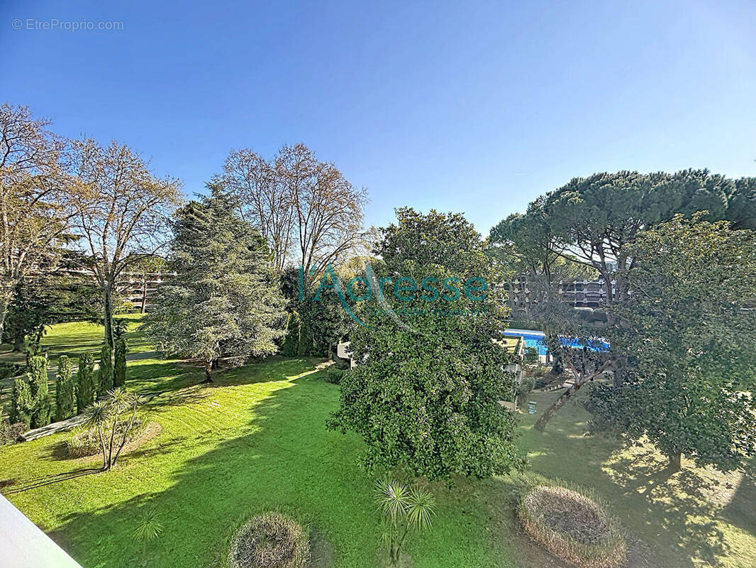 Appartement à MANDELIEU-LA-NAPOULE