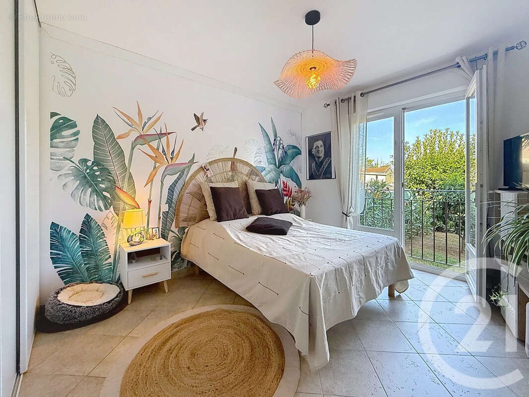 Appartement 79 m² à Santa-Lucia-Di-Moriani  - photo 4