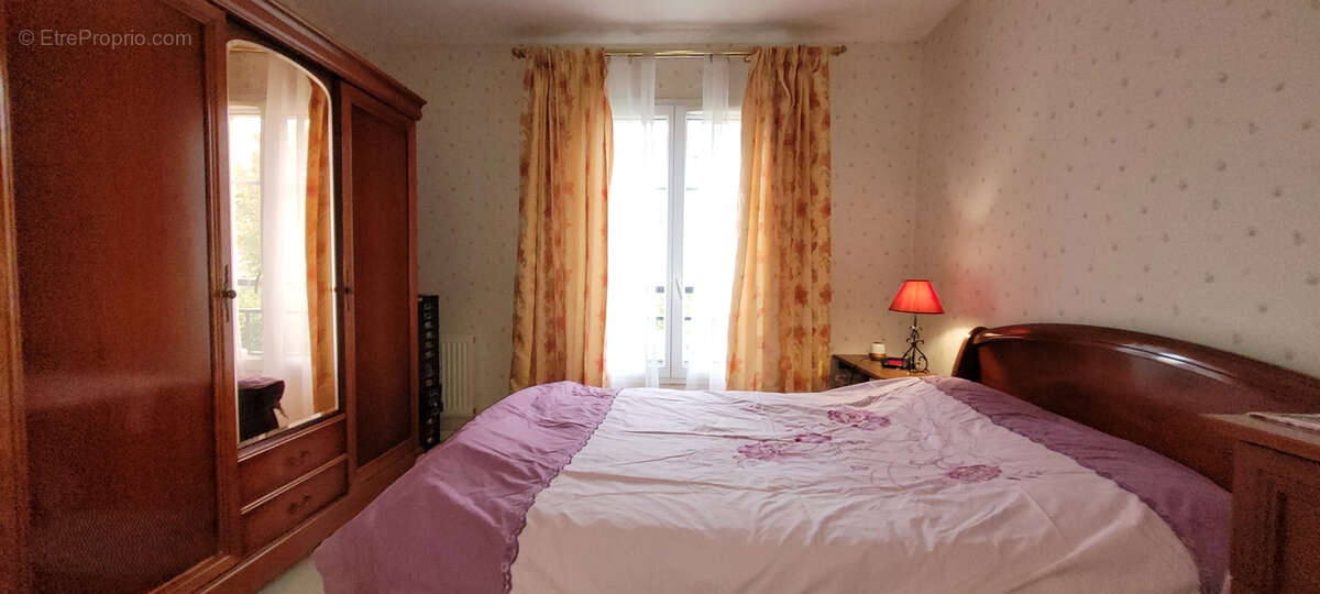 Maison à SERRIS