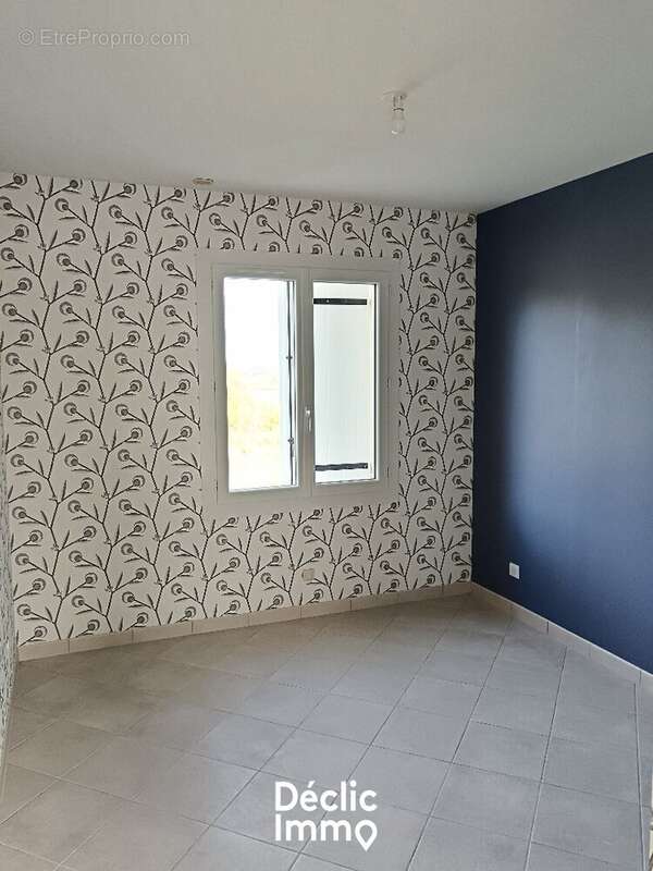 Maison à BRIZAMBOURG