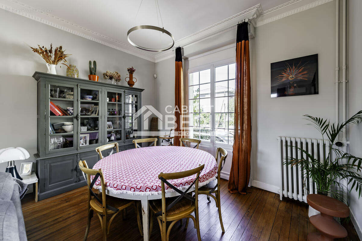 Maison à LE BOUSCAT