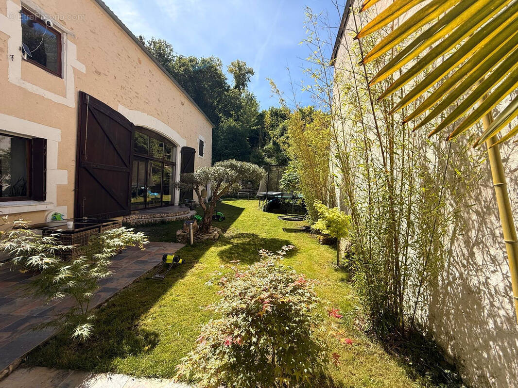 Maison à CORVOL-L'ORGUEILLEUX