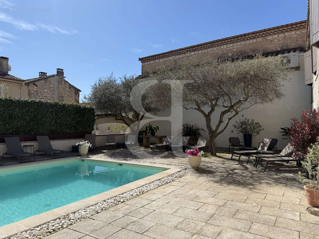 Maison à MAUSSANE-LES-ALPILLES