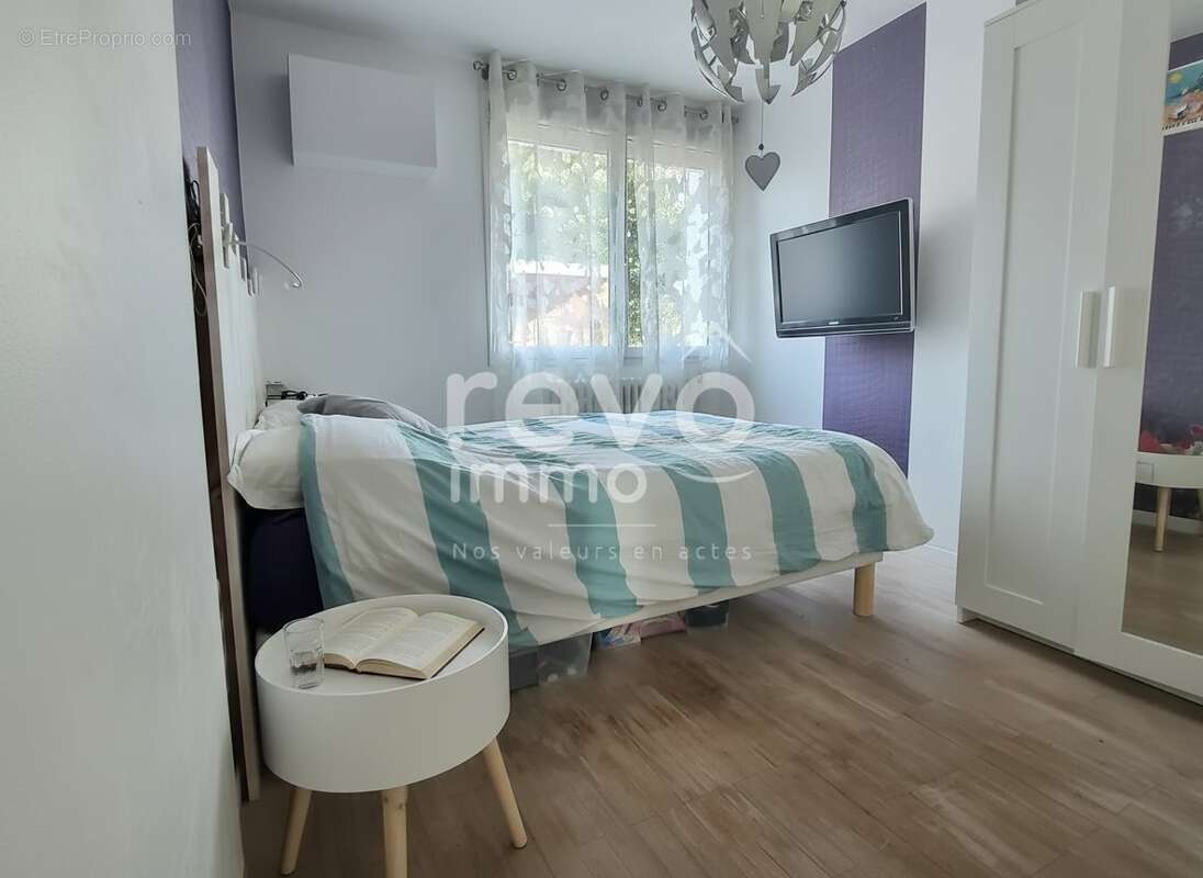 Appartement à LA BOISSE