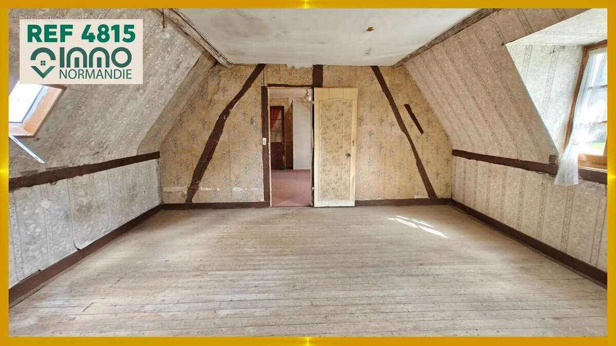 Maison à SAINT-CYR-DE-SALERNE