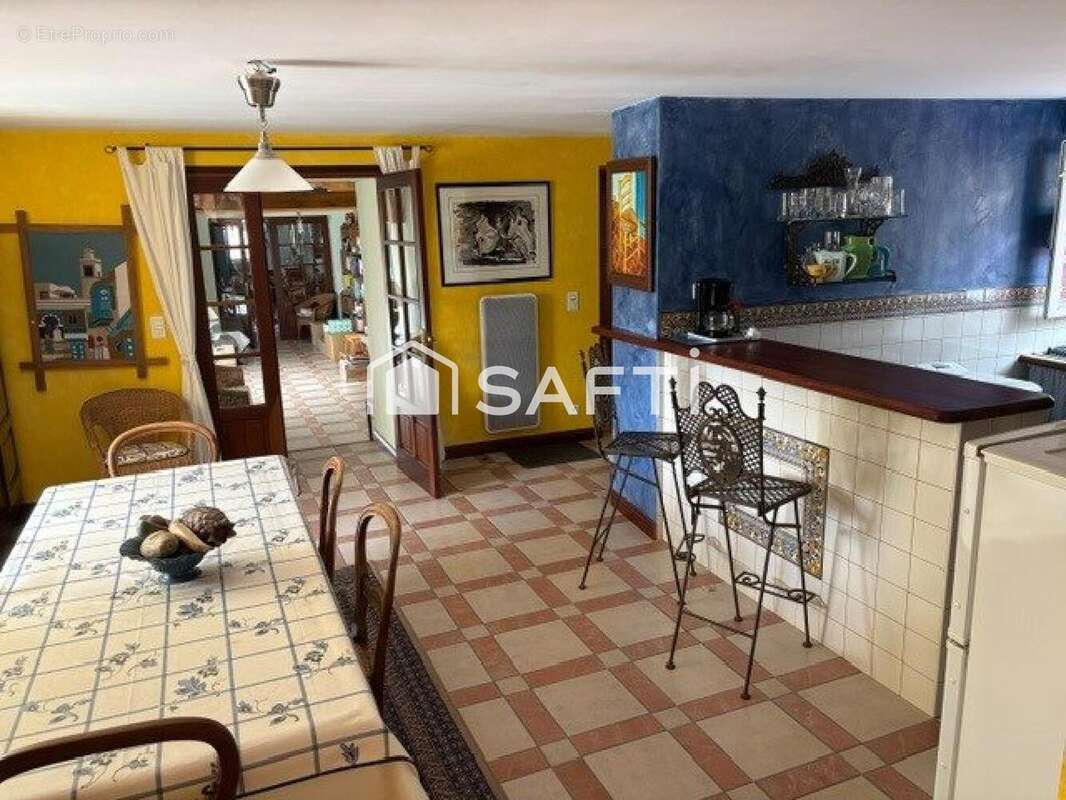 Maison 251 m² à Albi  - photo 3