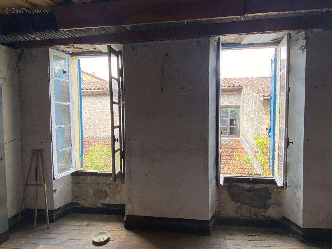 Maison à SAUVETERRE-DE-GUYENNE