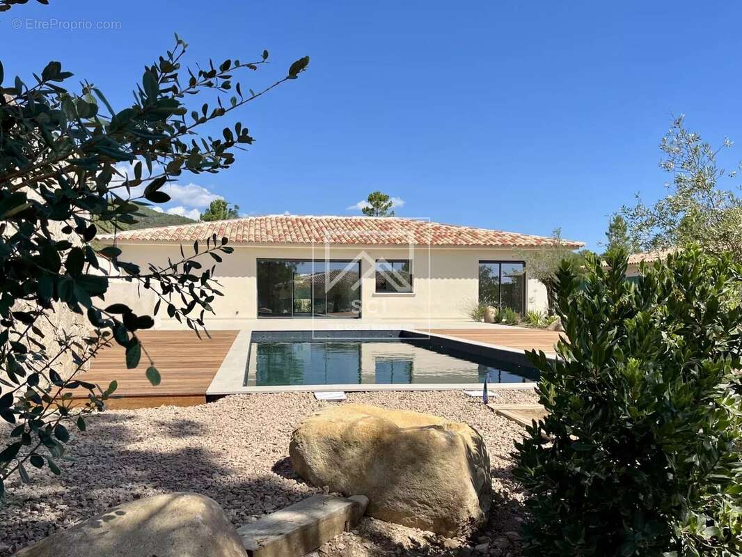 Maison à PORTO-VECCHIO