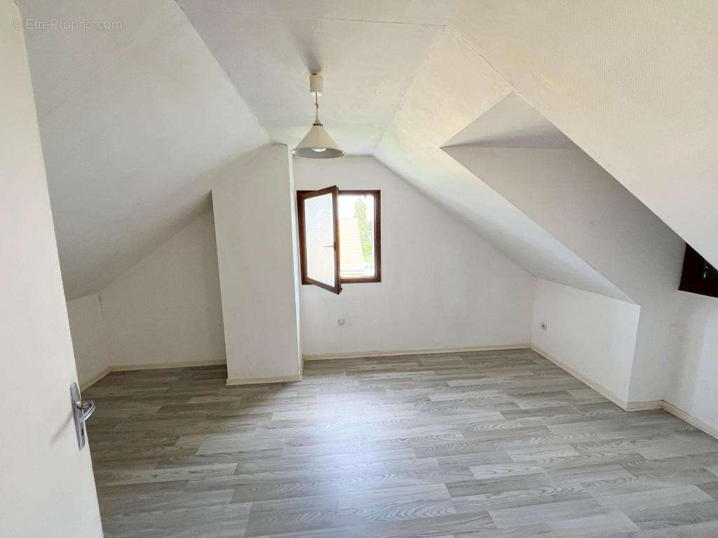 Maison à SAINT-FLORENTIN
