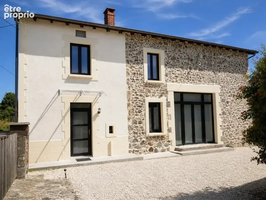 Maison 9 pièces 219 m² à vendre à Busserolles (24360) - photo 2