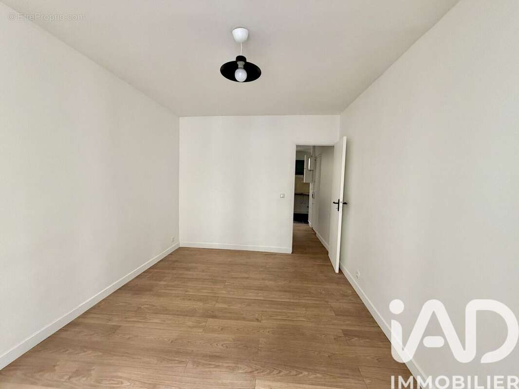 Photo 3 - Appartement à PARIS-18E