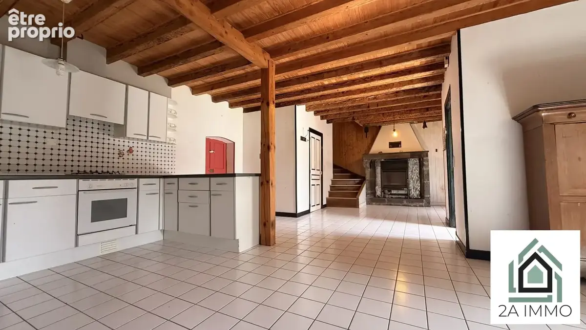 Maison 6 pièces 156 m² à vendre à Saint-Ours (63230) - photo 3