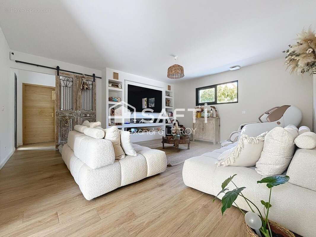 Photo 8 - Maison à SAINT-FELIX-DE-LODEZ