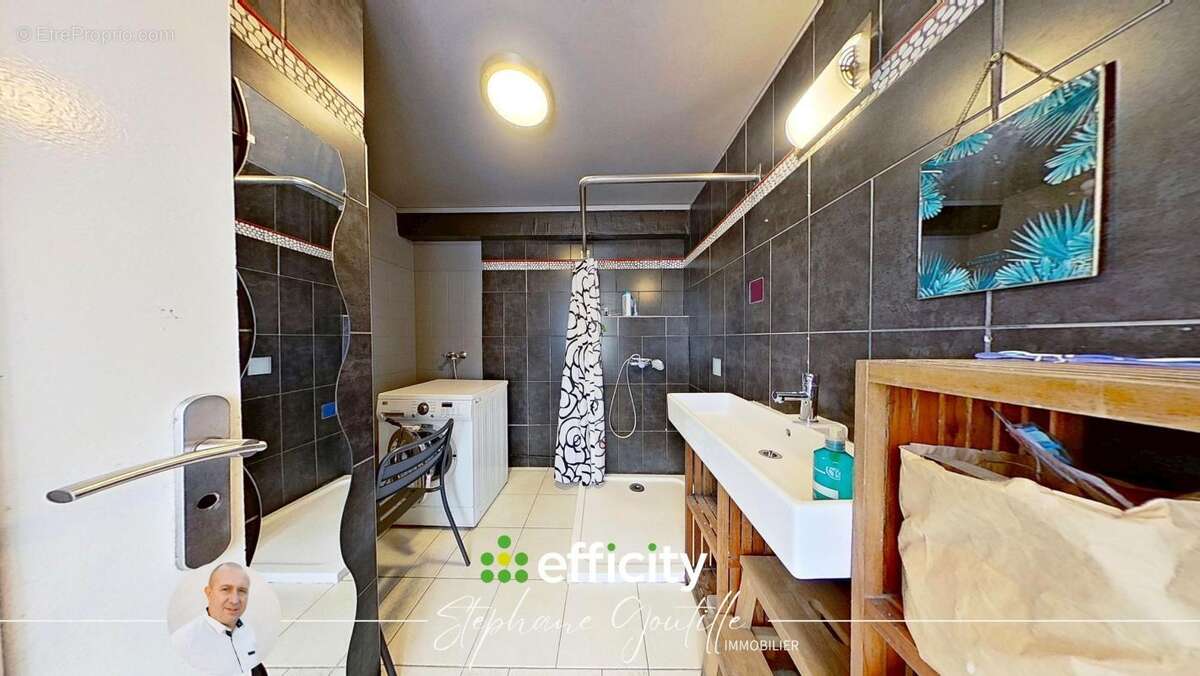 Maison 125 m² à Saint-Clement-Sur-Valsonne  - photo 12