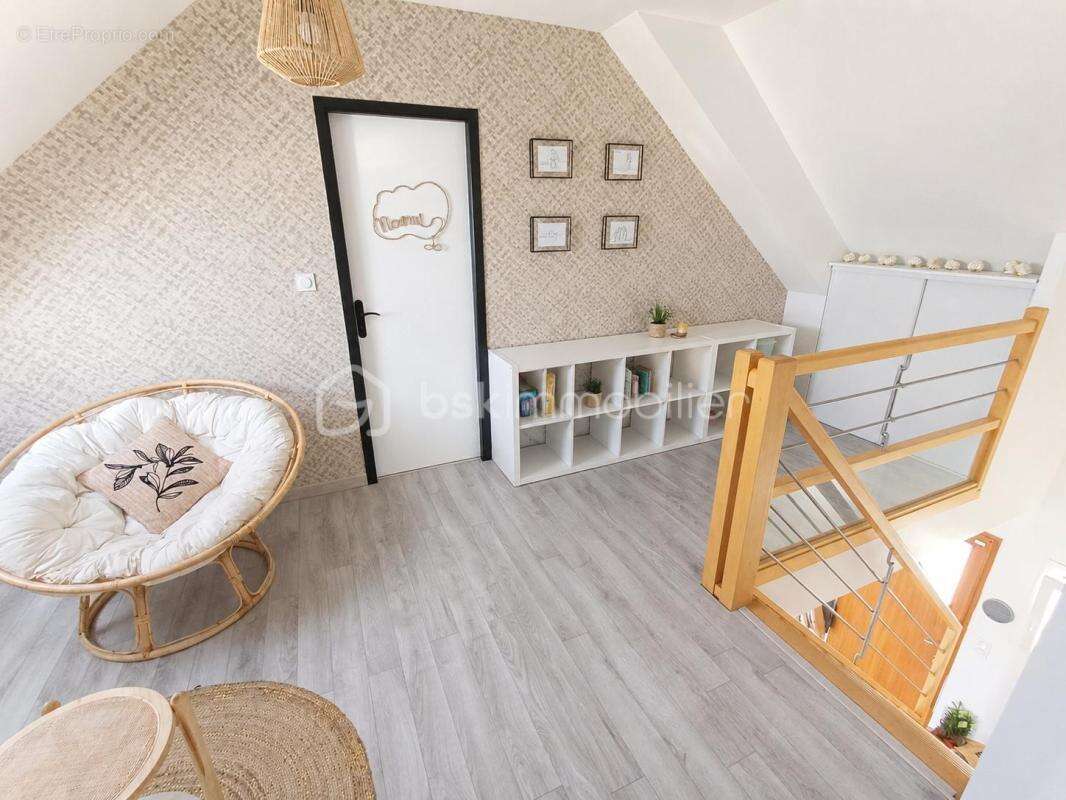 Villandry – Belle maison familiale de 144 m² avec 5 chambres, jardin et terrasse plein sud - photo 13