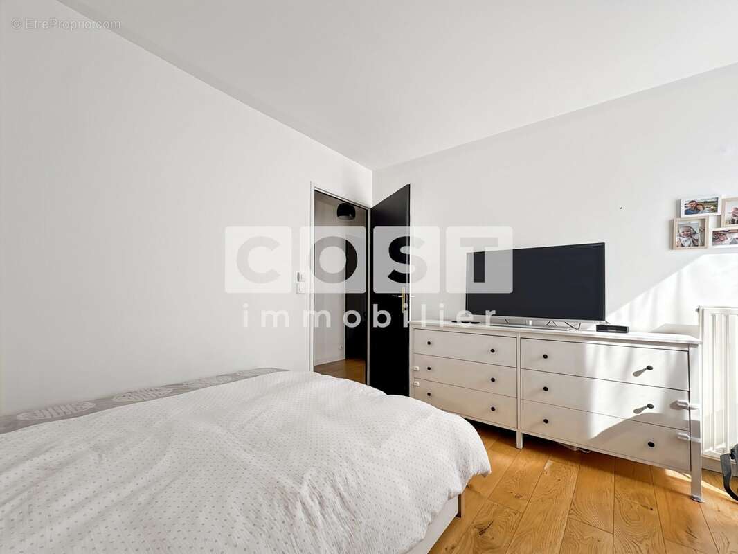 Appartement à COLOMBES