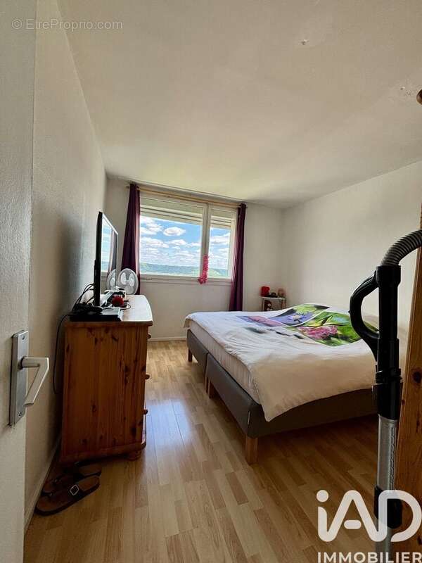 Photo 6 - Appartement à SAINT-ETIENNE-DU-ROUVRAY