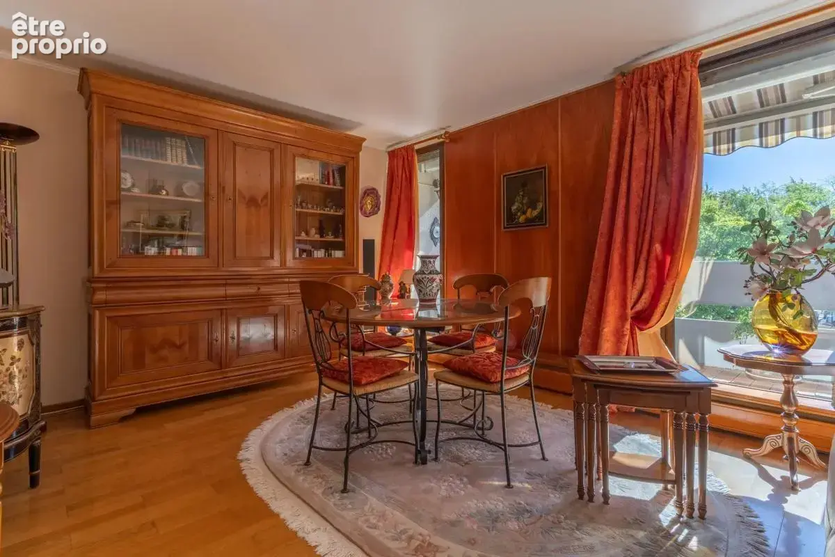 Appartement à ELANCOURT