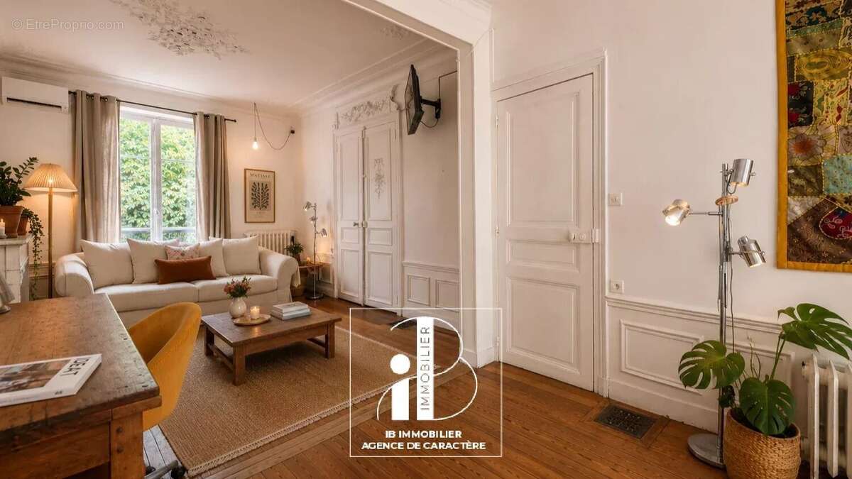 Village aux portes de barbizon, maison de caractere de 172 m² sur un jardin de 1 743 m². - photo 4