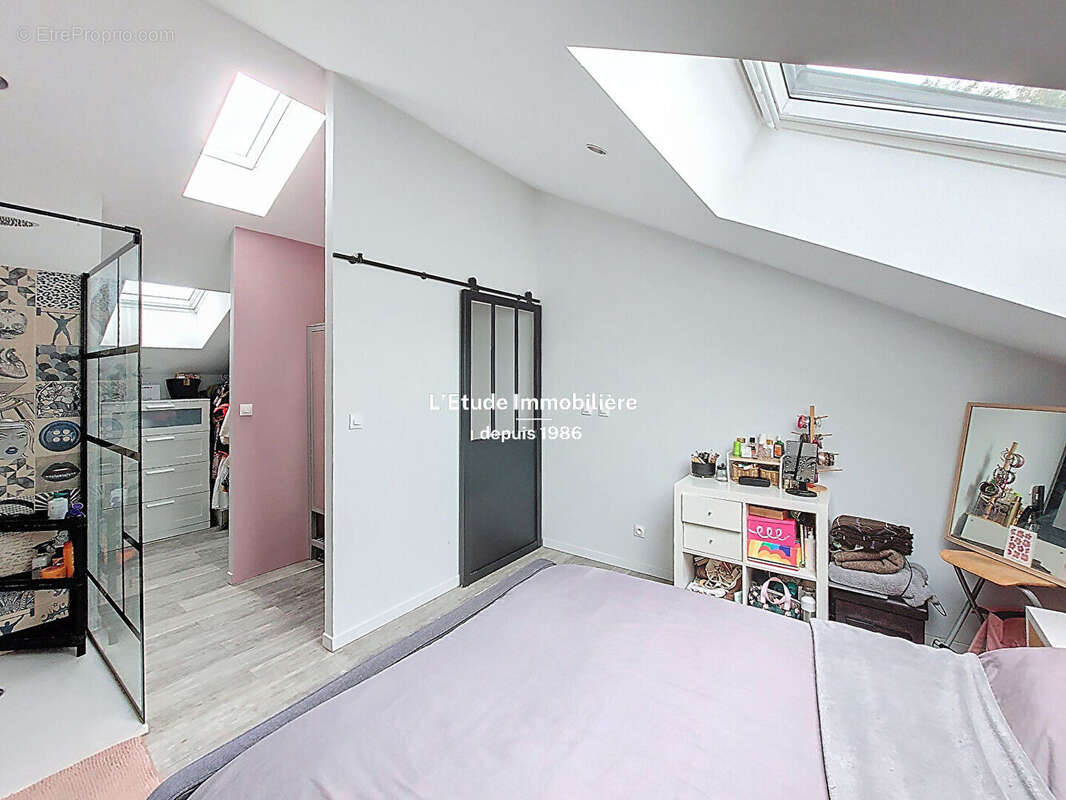 Maison à RILLIEUX-LA-PAPE