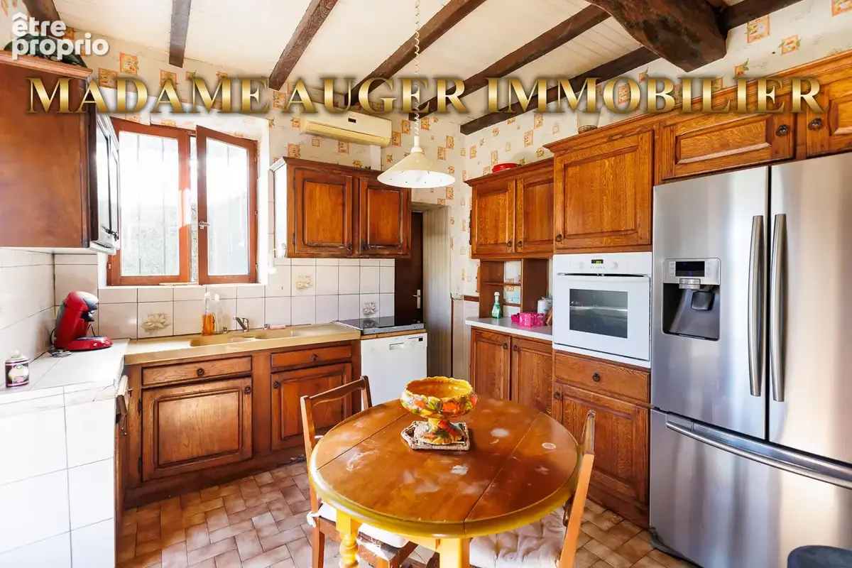Maison 111m² a rénover sur 3800m² de terrain, avec dépendance 180m² - photo 6