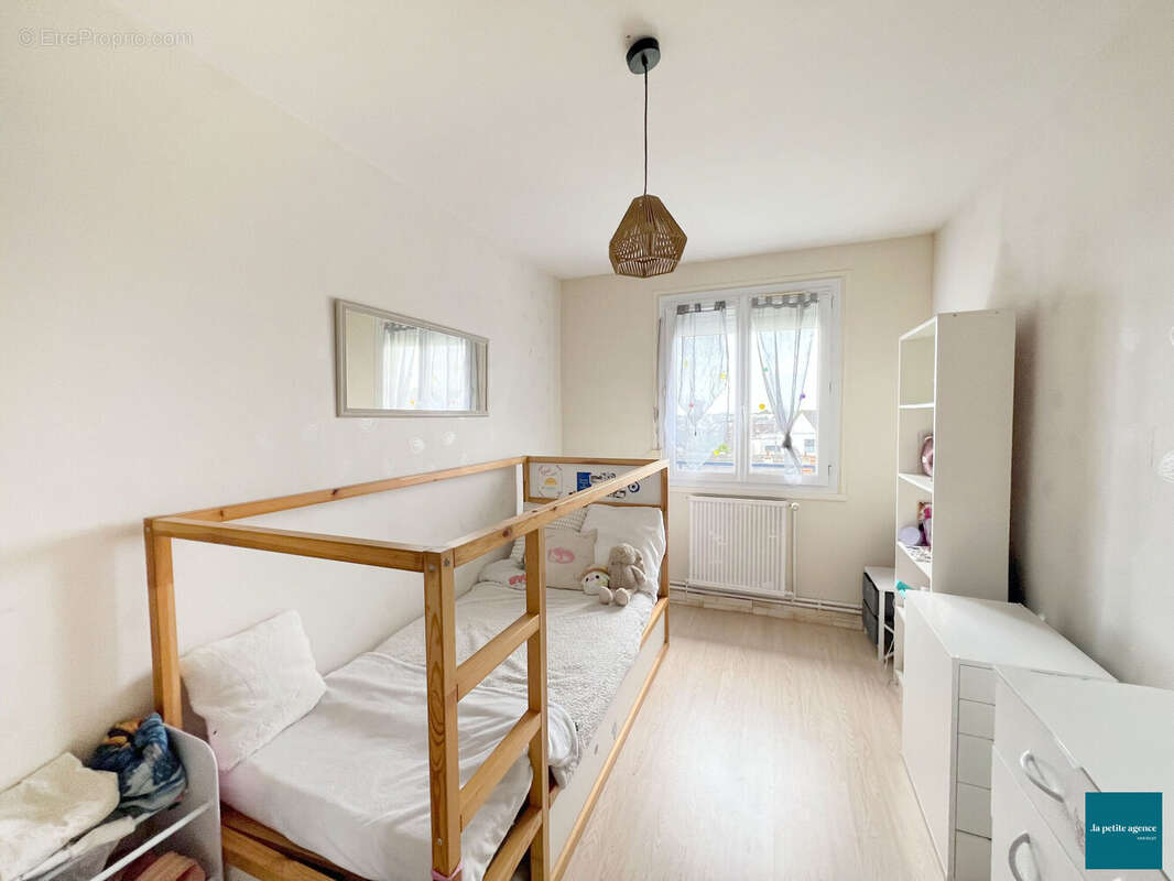 Appartement à MONDEVILLE