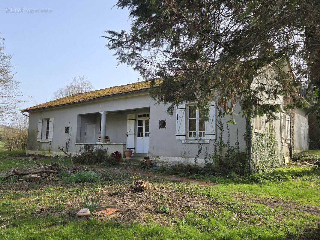 Maison à VILLAMBLARD