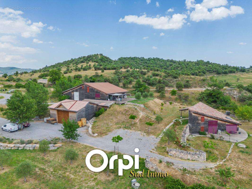 Appartement à ALBA-LA-ROMAINE