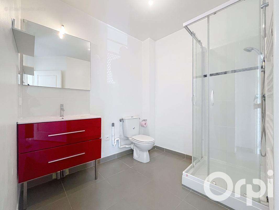 Appartement à CHILLY-MAZARIN