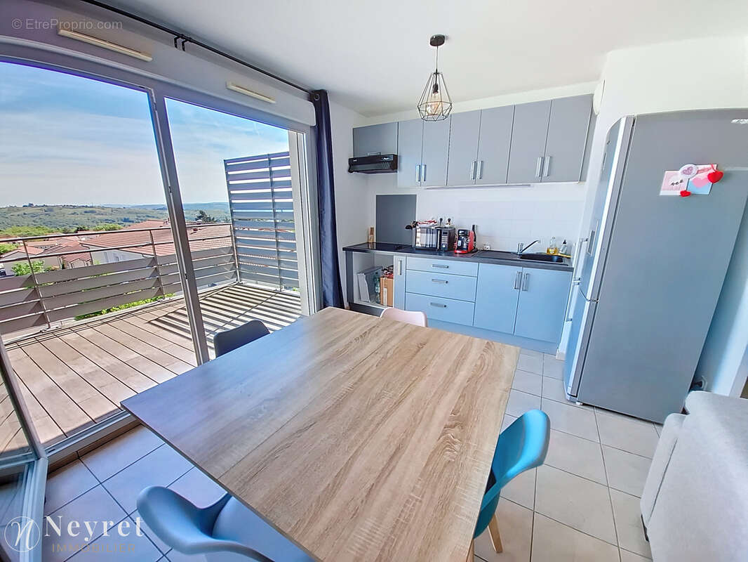 Appartement à MONTAGNY