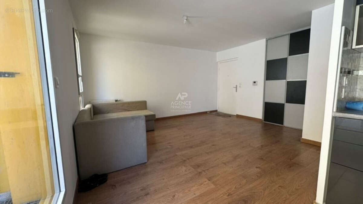 Appartement à NANTERRE