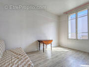 Appartement à LA GARENNE-COLOMBES