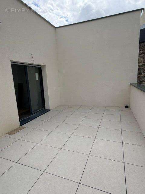 Appartement À Vendre - photo 2
