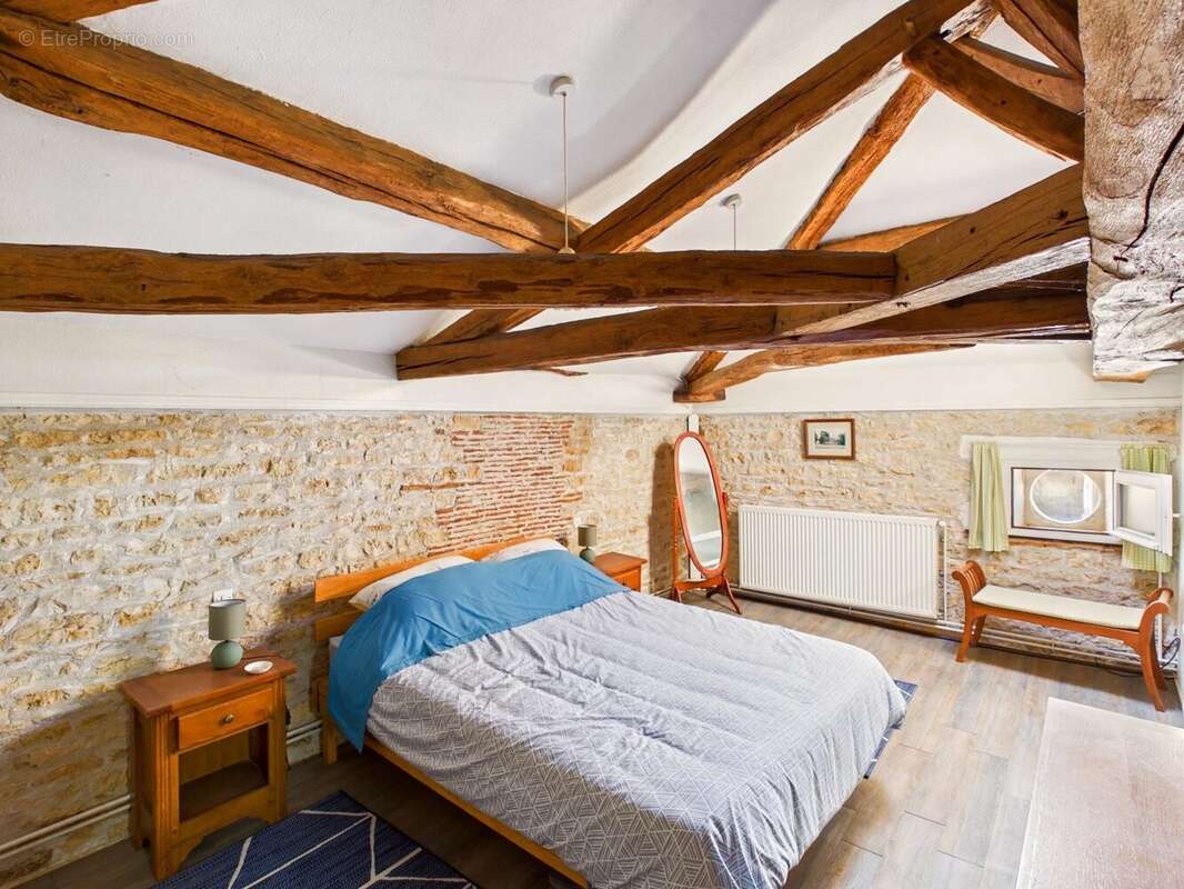Maison à LIMALONGES