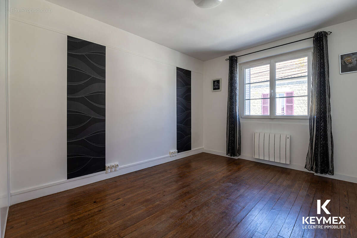 Appartement à BORAN-SUR-OISE