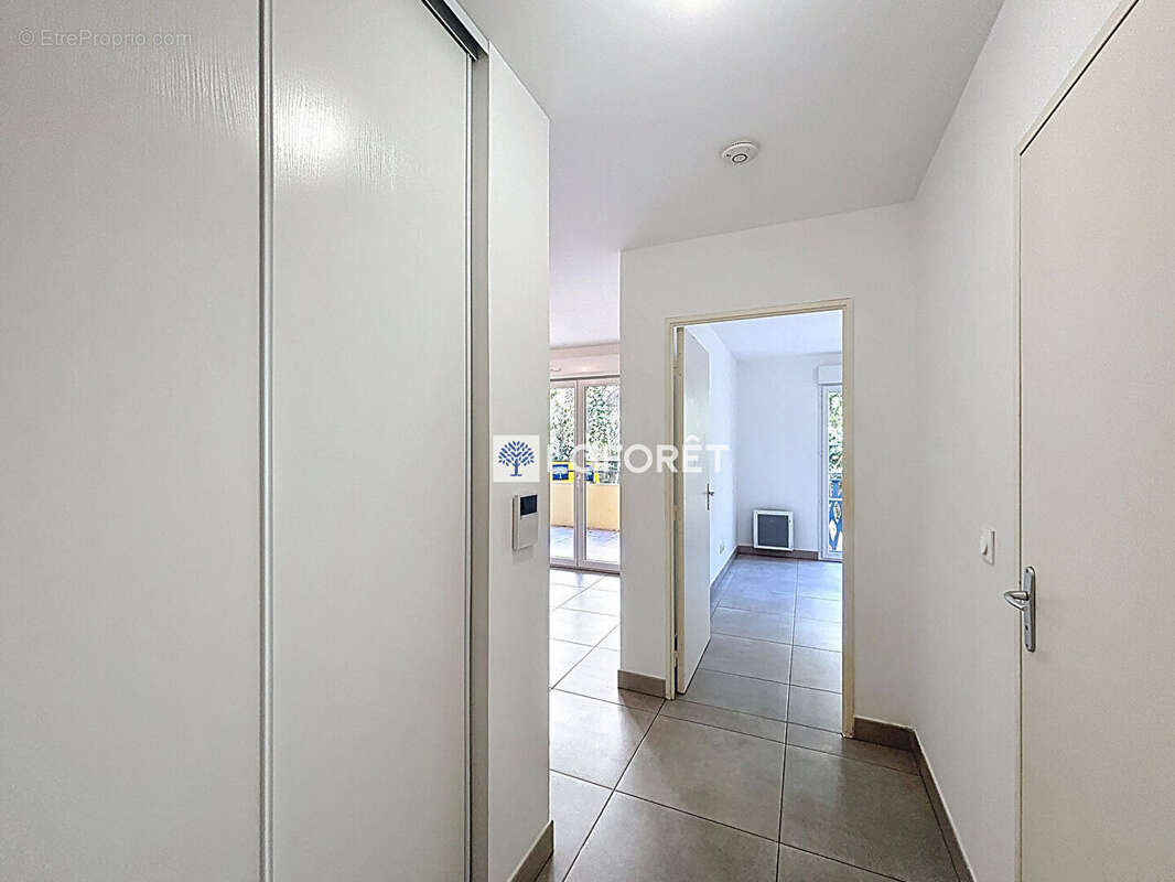 2p 40.03m² - menton - terrasse et parking - photo 5