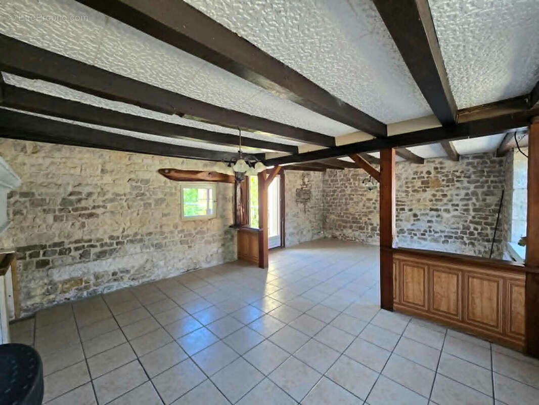 Maison à DEMANGE-AUX-EAUX
